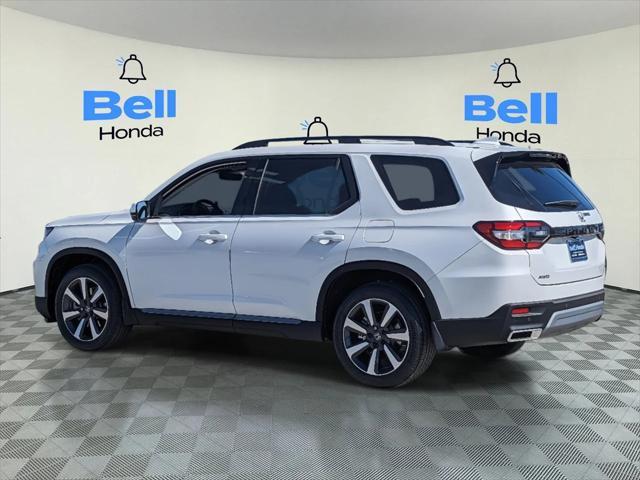 new 2025 Honda Pilot car, priced at $51,092