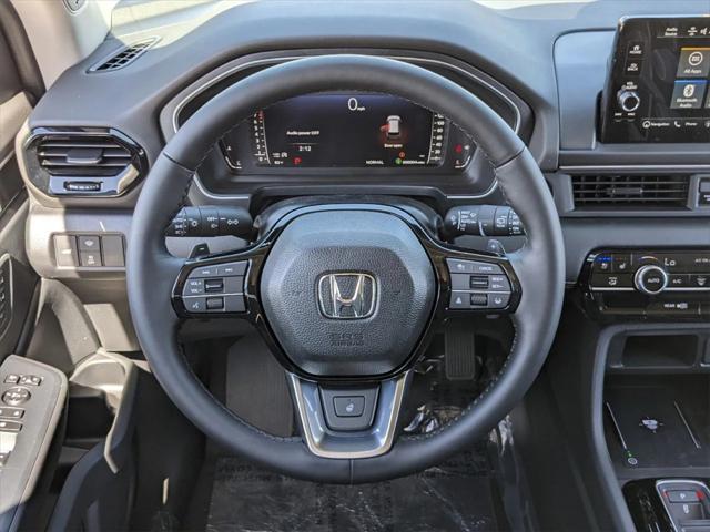new 2025 Honda Pilot car, priced at $51,092