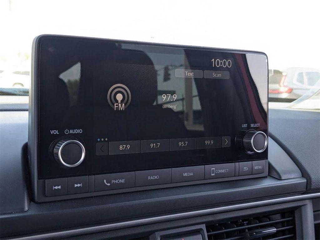 new 2025 Honda Pilot car, priced at $40,616