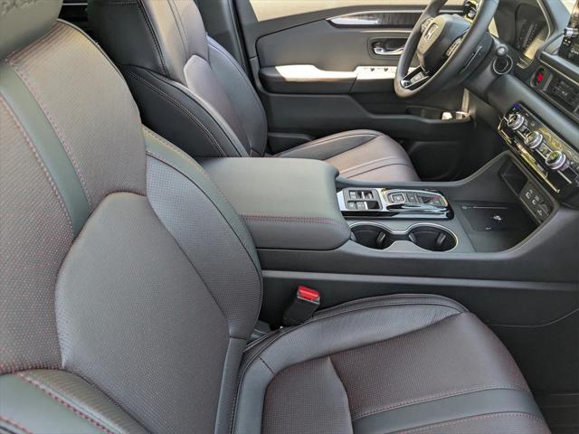 new 2025 Honda Pilot car, priced at $53,154