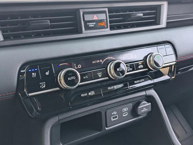 new 2025 Honda Pilot car, priced at $53,154