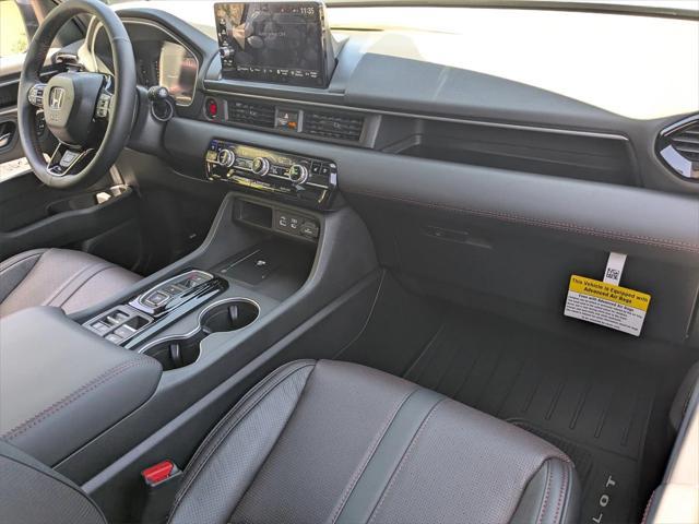 new 2025 Honda Pilot car, priced at $53,154