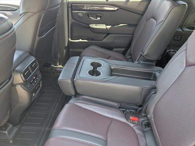 new 2025 Honda Pilot car, priced at $53,154