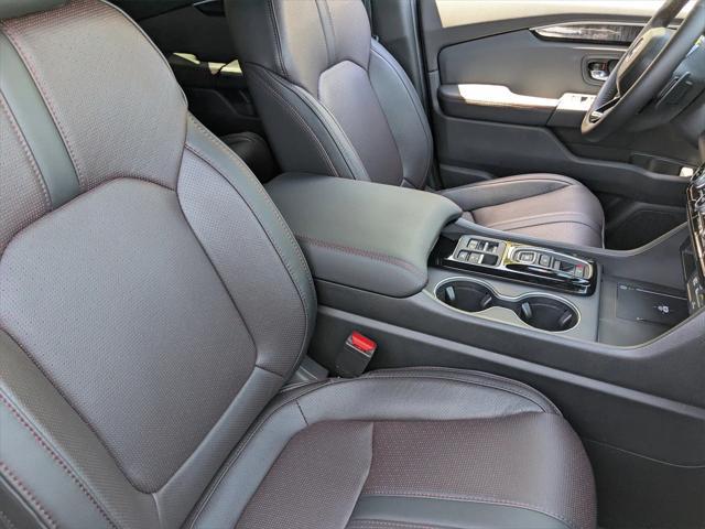 new 2025 Honda Pilot car, priced at $53,154