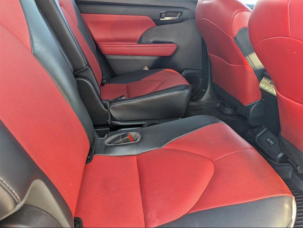 used 2023 Toyota Highlander car, priced at $28,392
