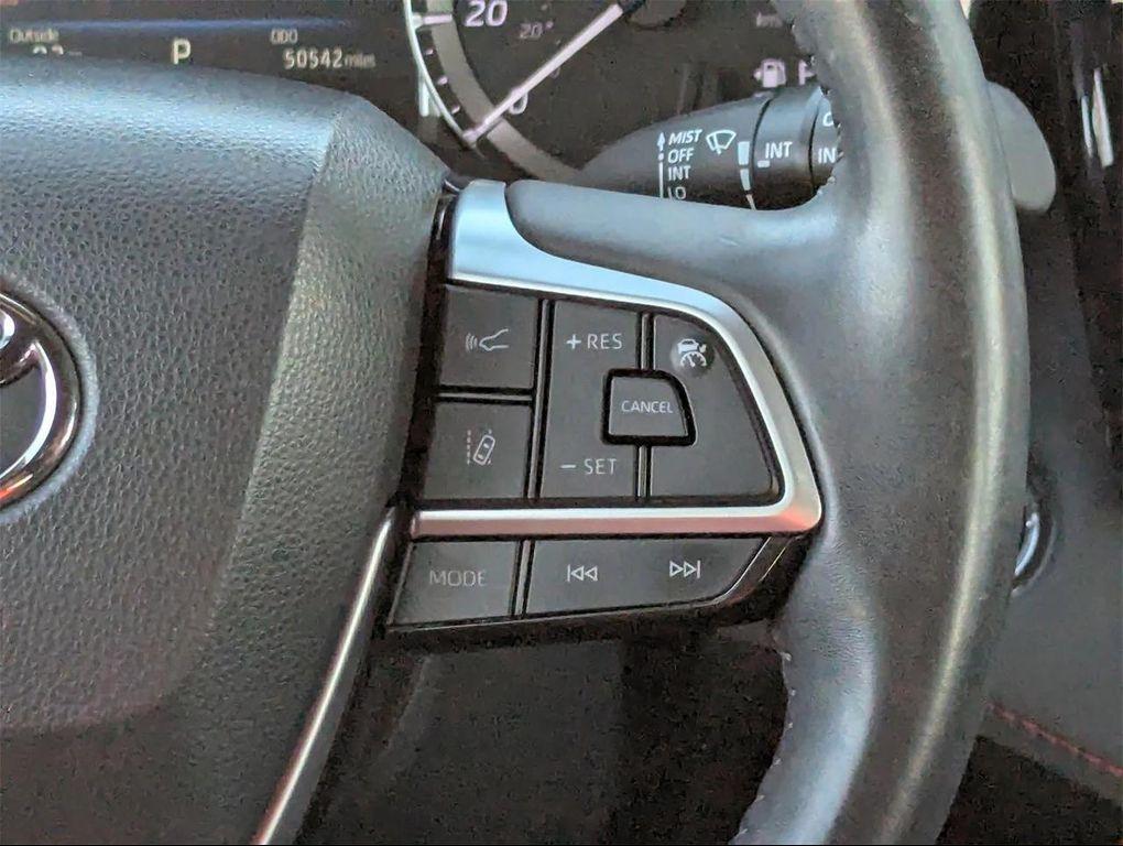 used 2023 Toyota Highlander car, priced at $28,392