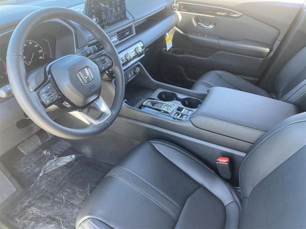 new 2025 Honda Pilot car, priced at $43,133