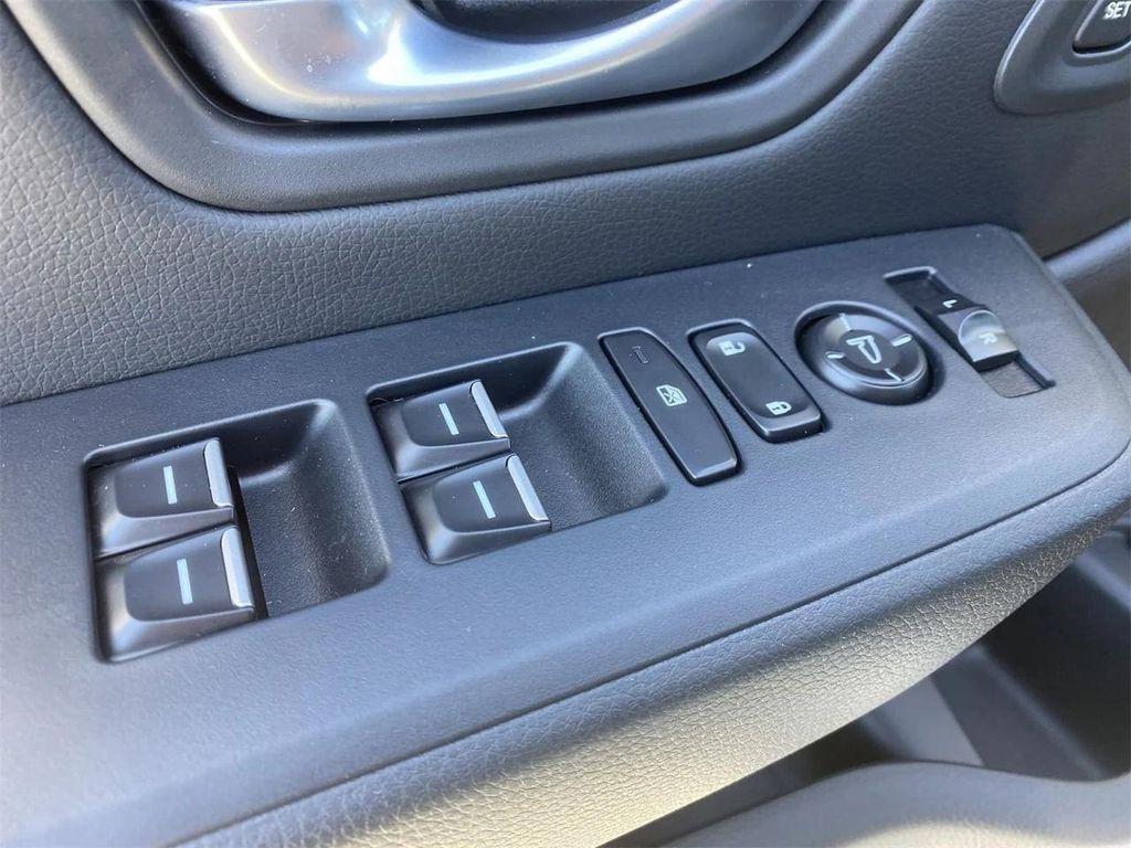 new 2025 Honda Pilot car, priced at $43,133