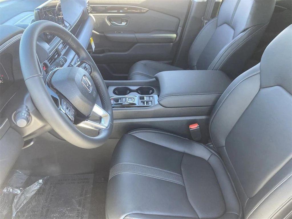 new 2025 Honda Pilot car, priced at $43,133