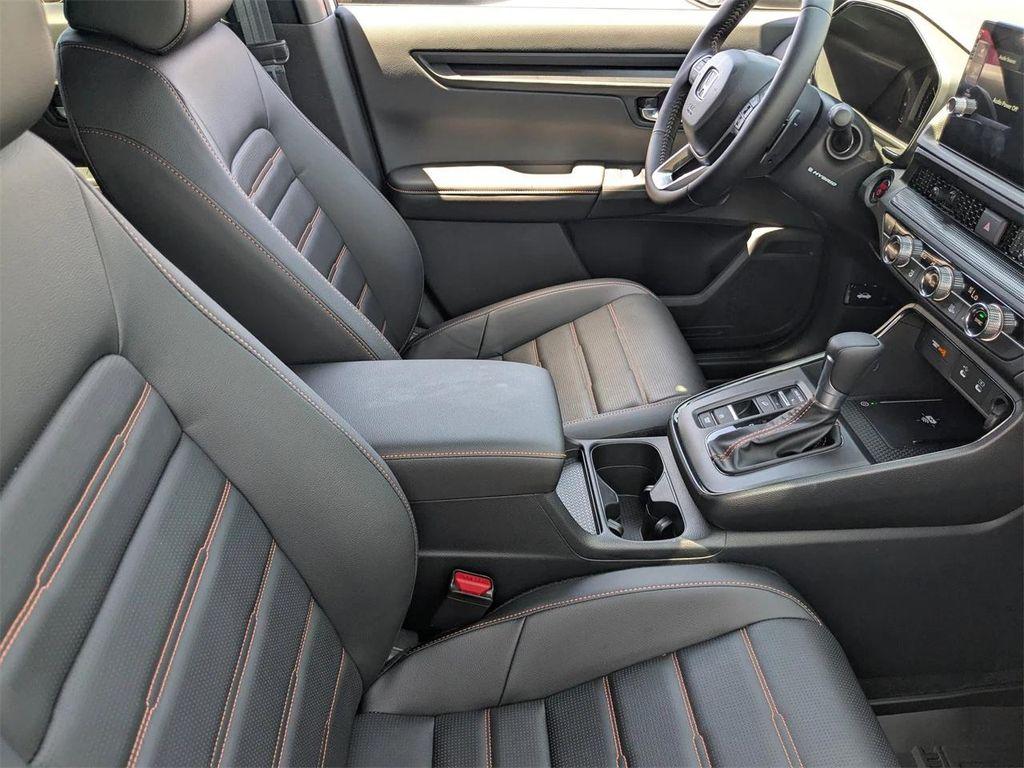 new 2026 Honda CR-V Hybrid car, priced at $40,341