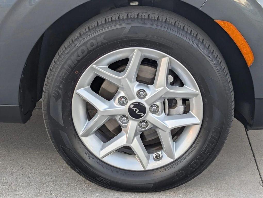 used 2024 Kia Soul car, priced at $16,086