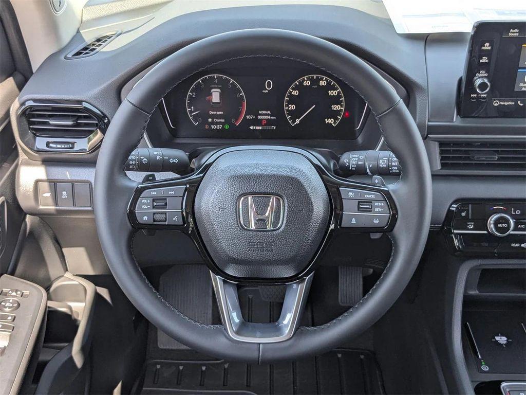 new 2025 Honda Pilot car, priced at $49,624