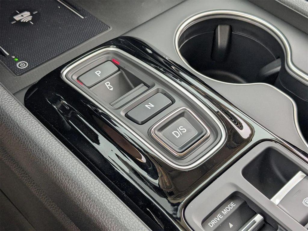 new 2025 Honda Pilot car, priced at $49,624