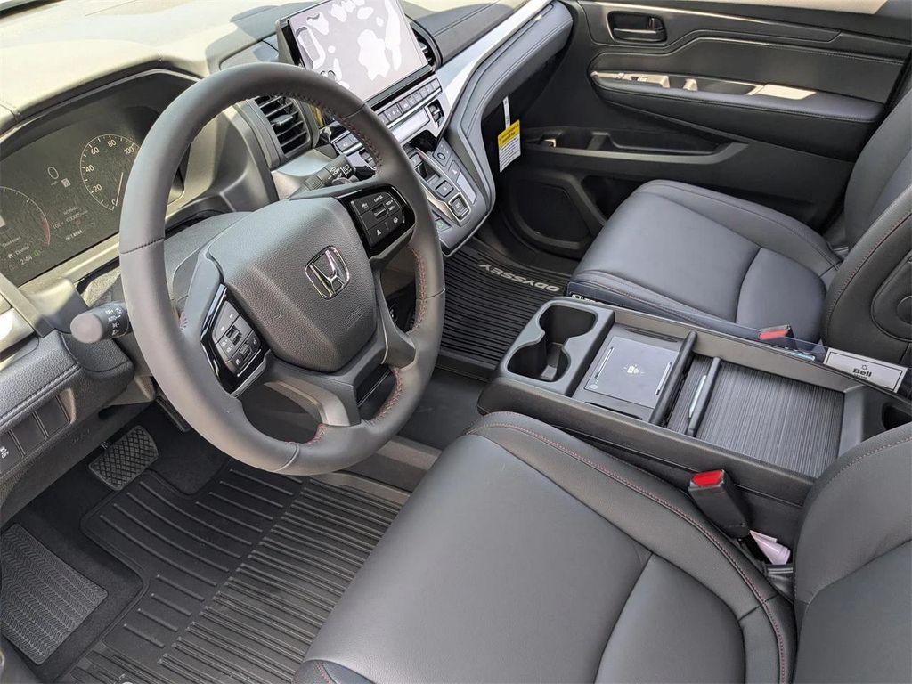 new 2026 Honda Odyssey car, priced at $43,508