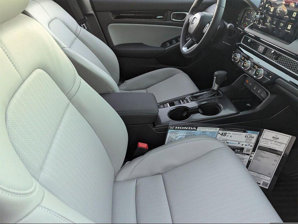 new 2026 Honda Civic Hybrid car, priced at $33,362