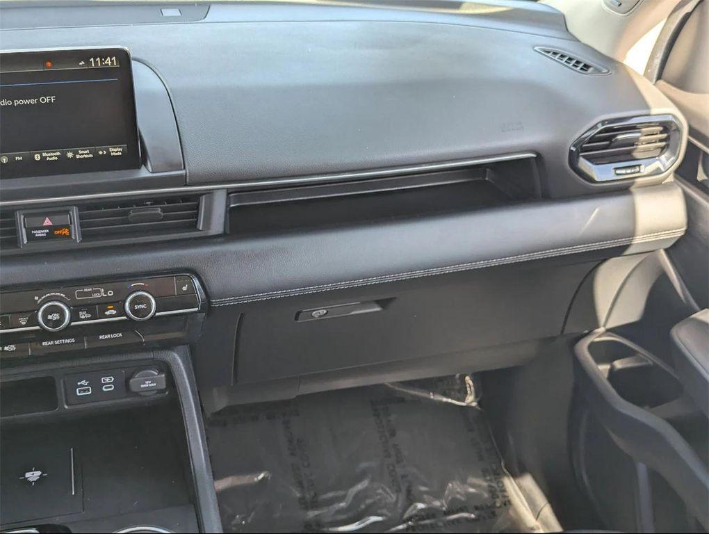 used 2025 Honda Pilot car, priced at $35,947