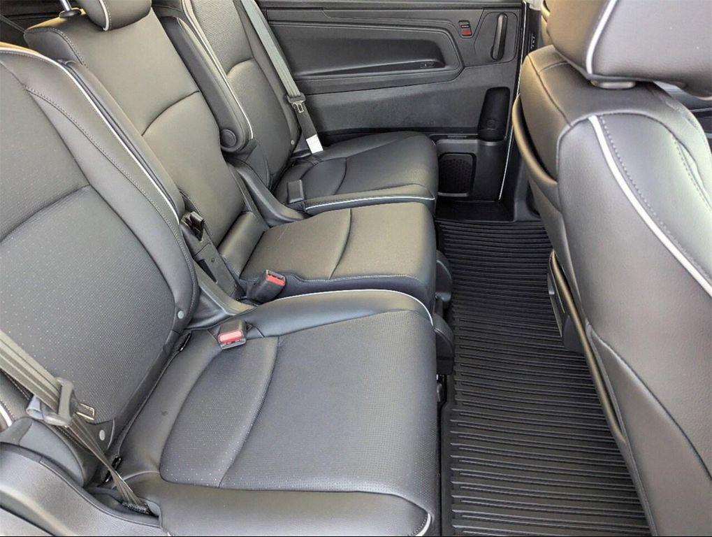 new 2026 Honda Odyssey car, priced at $49,853