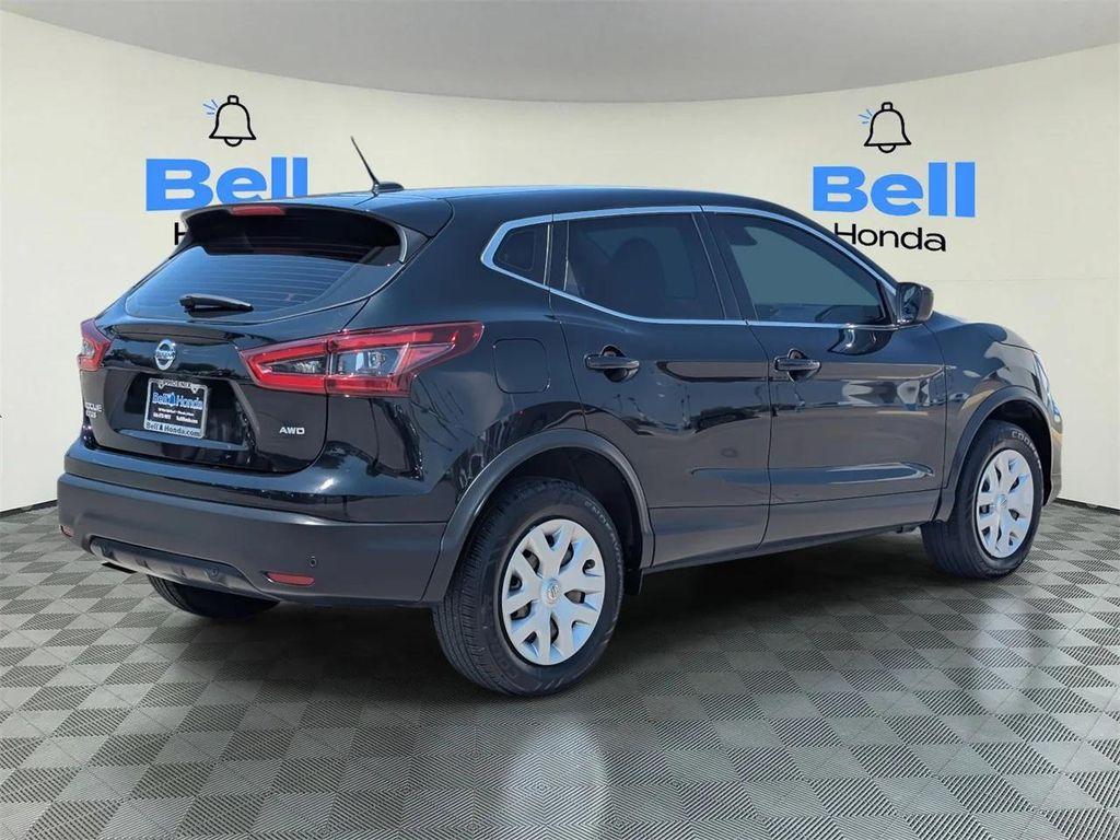 used 2020 Nissan Rogue Sport car, priced at $15,688