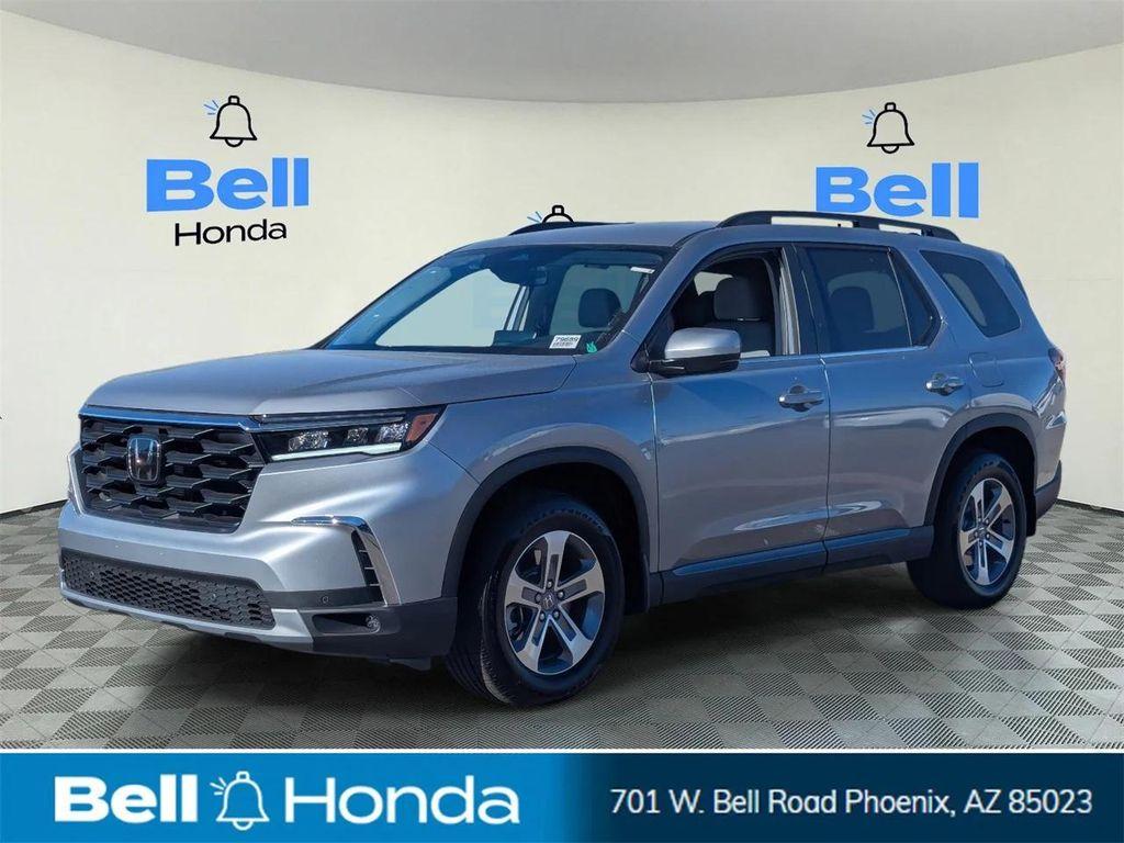 new 2025 Honda Pilot car, priced at $44,696