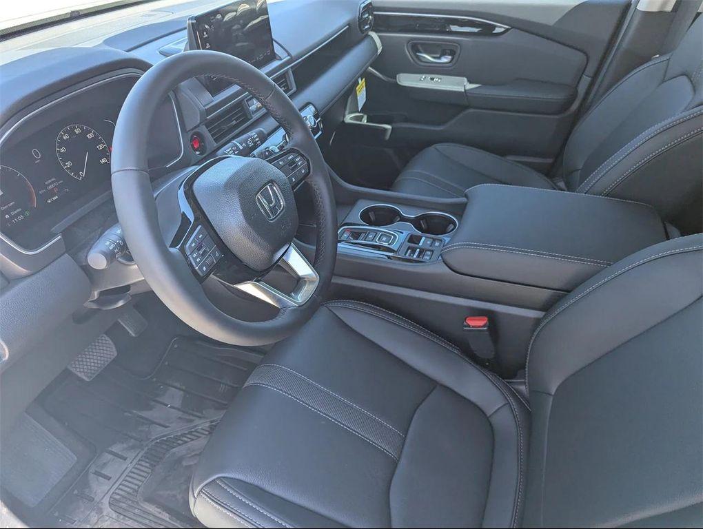 new 2025 Honda Pilot car, priced at $45,670