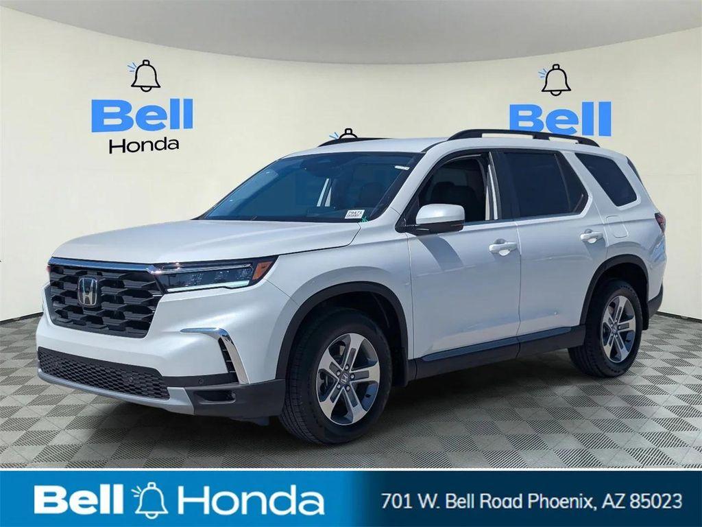 new 2025 Honda Pilot car, priced at $45,670