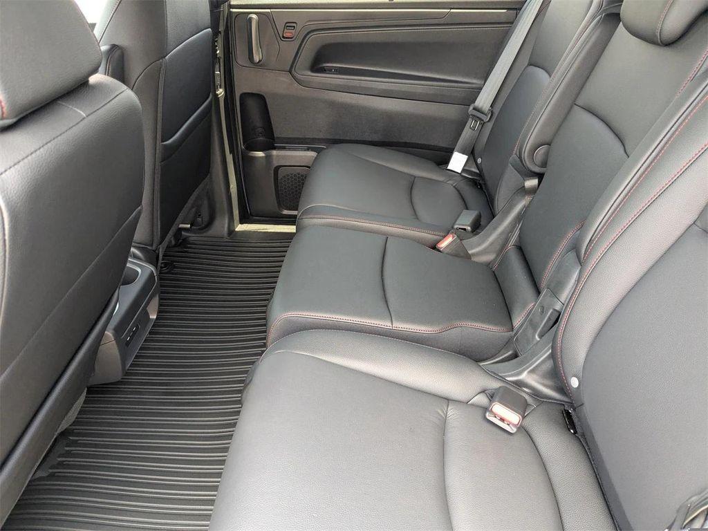 new 2026 Honda Odyssey car, priced at $43,508