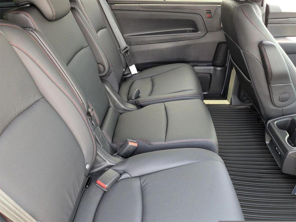 new 2026 Honda Odyssey car, priced at $43,508