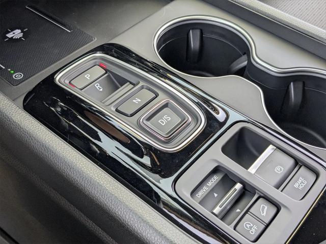 new 2025 Honda Pilot car, priced at $53,394