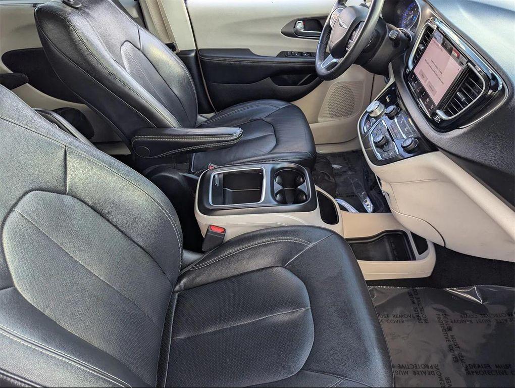 used 2022 Chrysler Pacifica car, priced at $16,107