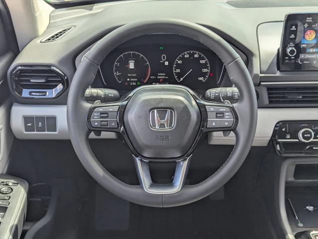 new 2025 Honda Pilot car, priced at $43,760