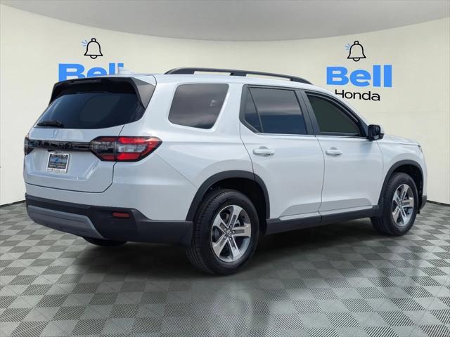 new 2025 Honda Pilot car, priced at $43,760