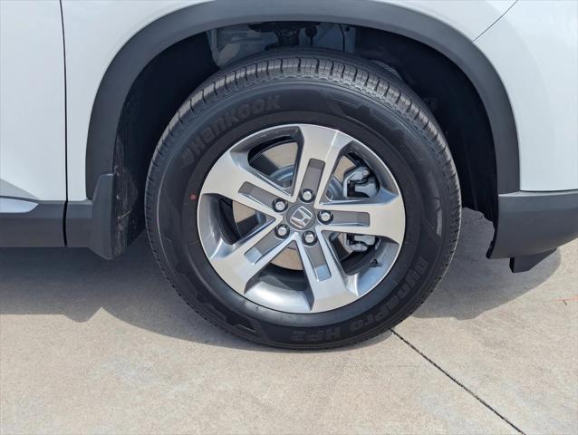 new 2025 Honda Pilot car, priced at $43,760