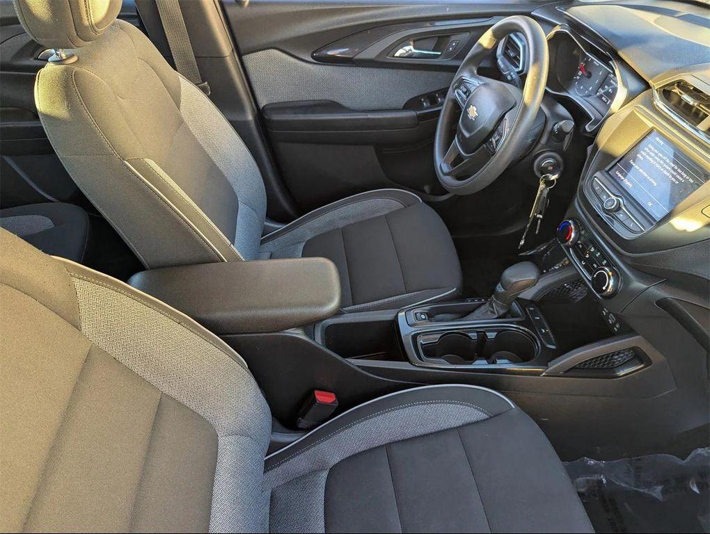 used 2023 Chevrolet TrailBlazer car, priced at $14,428