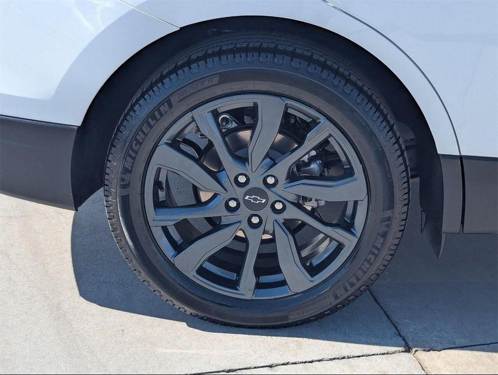 used 2022 Chevrolet Equinox car, priced at $18,454