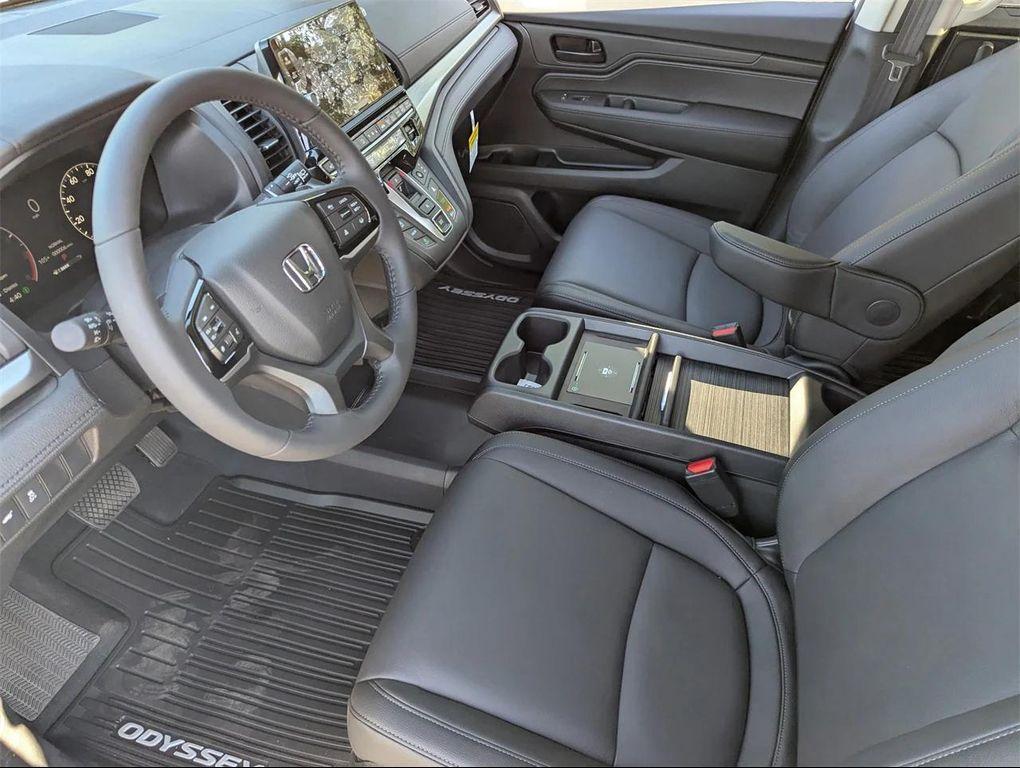 new 2026 Honda Odyssey car, priced at $43,238