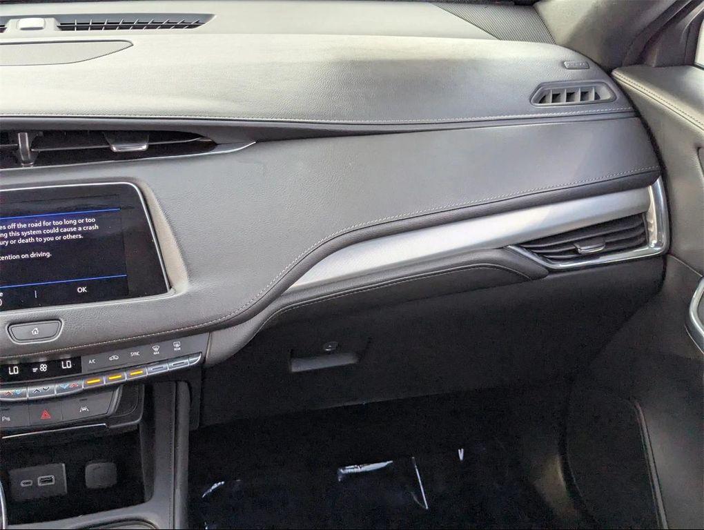 used 2023 Cadillac XT4 car, priced at $19,377