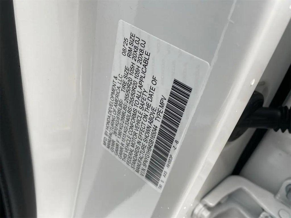 new 2025 Honda Pilot car, priced at $52,528