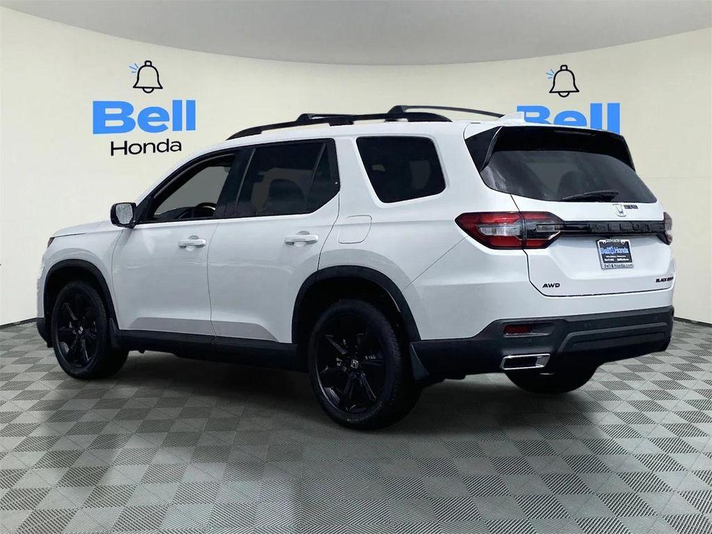new 2025 Honda Pilot car, priced at $52,528