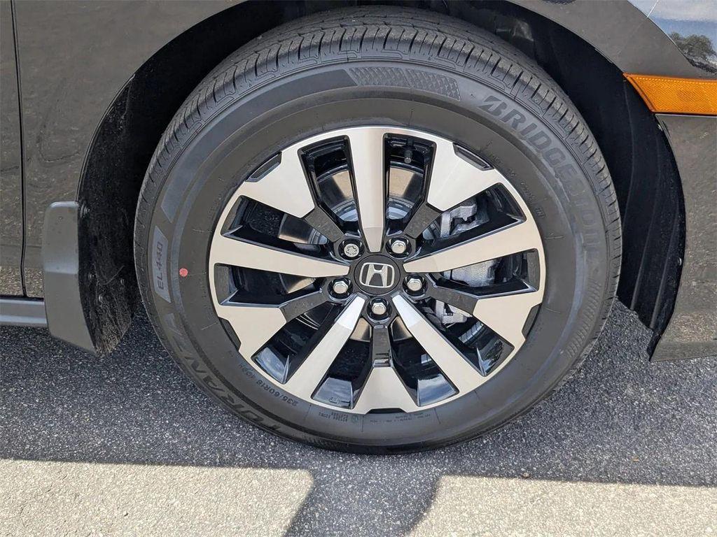 new 2026 Honda Odyssey car, priced at $42,039