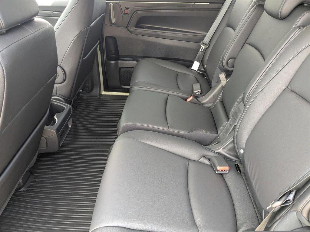 new 2026 Honda Odyssey car, priced at $42,039