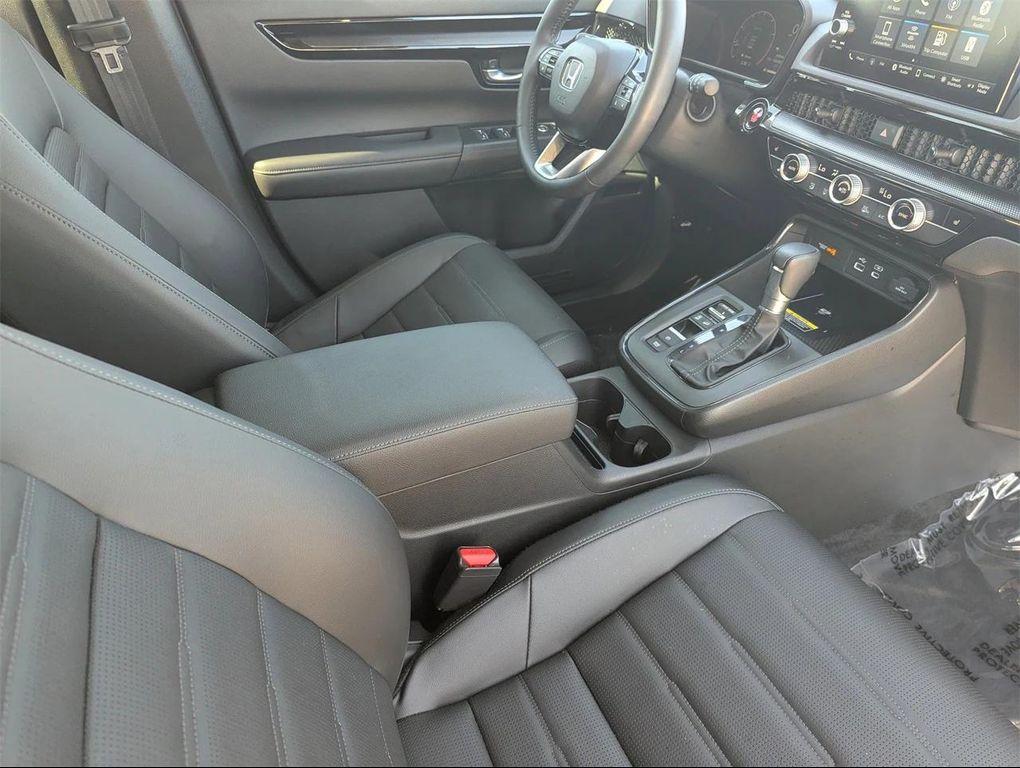 used 2024 Honda CR-V car, priced at $31,738