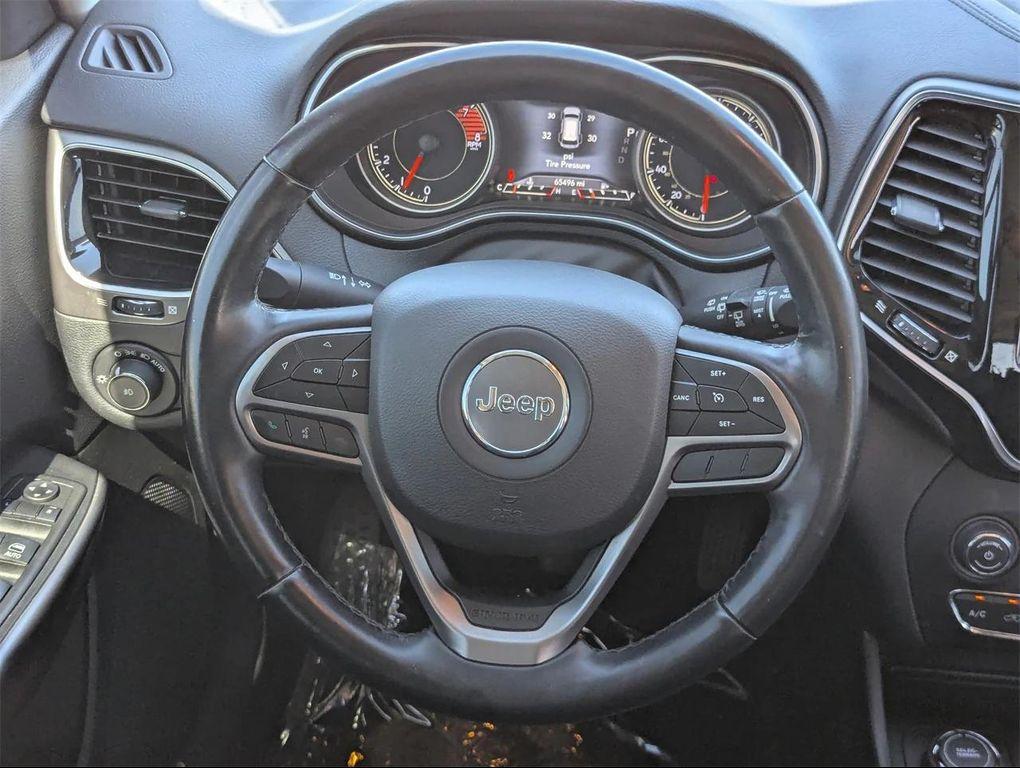 used 2020 Jeep Cherokee car, priced at $17,503