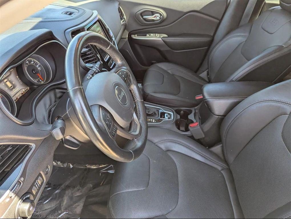 used 2020 Jeep Cherokee car, priced at $17,503