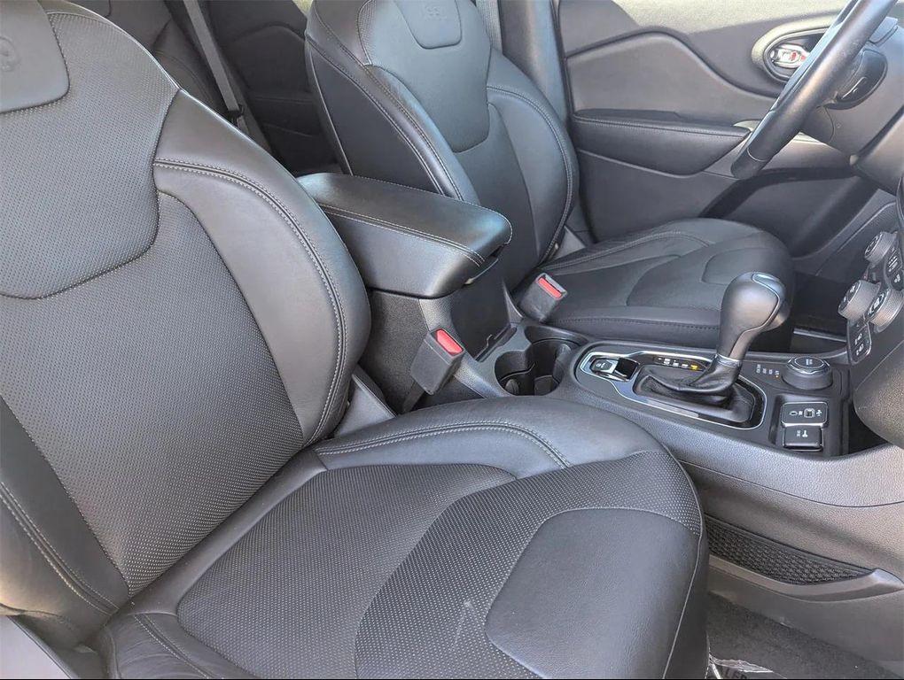 used 2020 Jeep Cherokee car, priced at $17,503