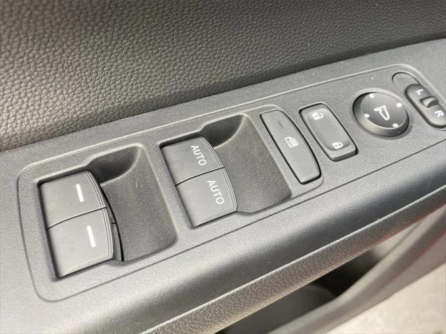 new 2025 Honda CR-V Hybrid car, priced at $35,178