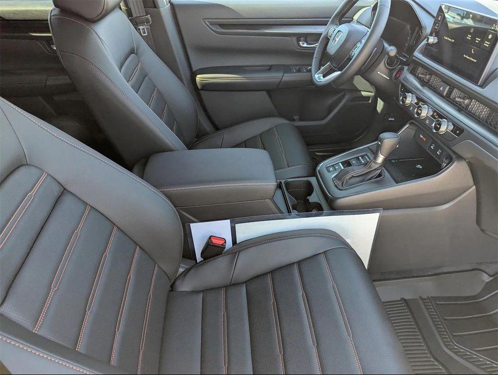 new 2026 Honda CR-V Hybrid car, priced at $40,396