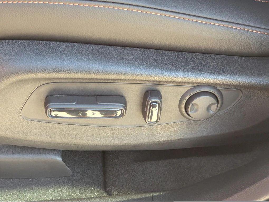 new 2026 Honda CR-V Hybrid car, priced at $40,396