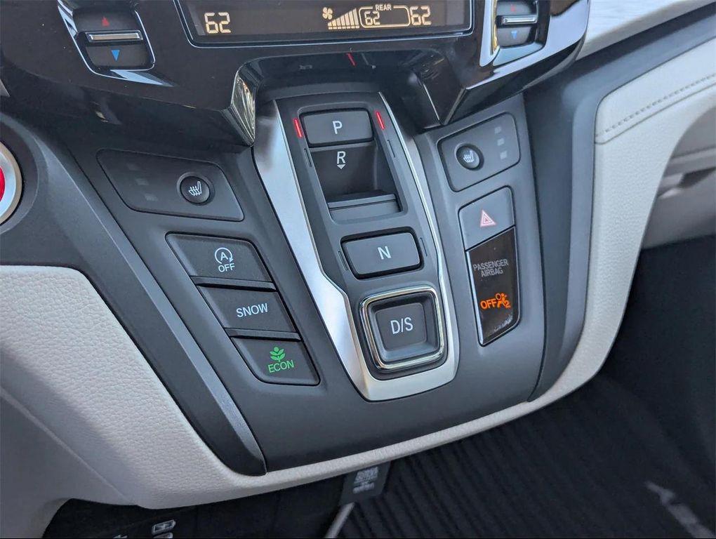 new 2026 Honda Odyssey car, priced at $42,465