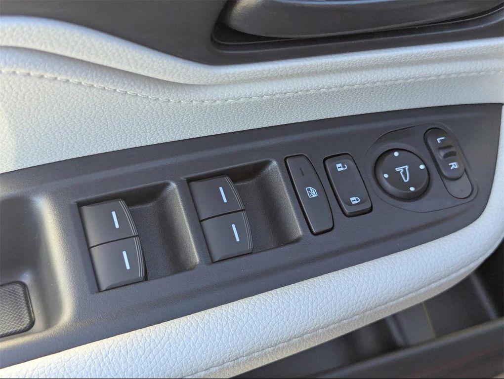 new 2026 Honda Odyssey car, priced at $42,465