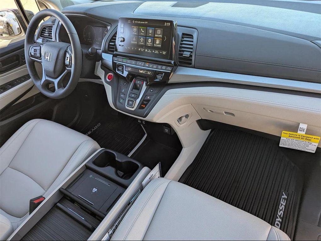 new 2026 Honda Odyssey car, priced at $42,465
